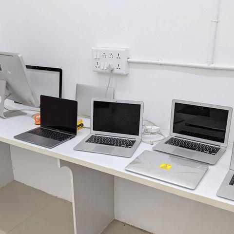 Apple Laptop Service, Apple MacBook Laptop Service, Apple MacBook Repair